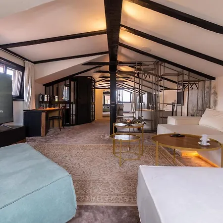 Konukevi Bashtin Dom - Skabrin House Bansko