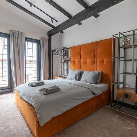 Bashtin Dom - Skabrin House Guest house