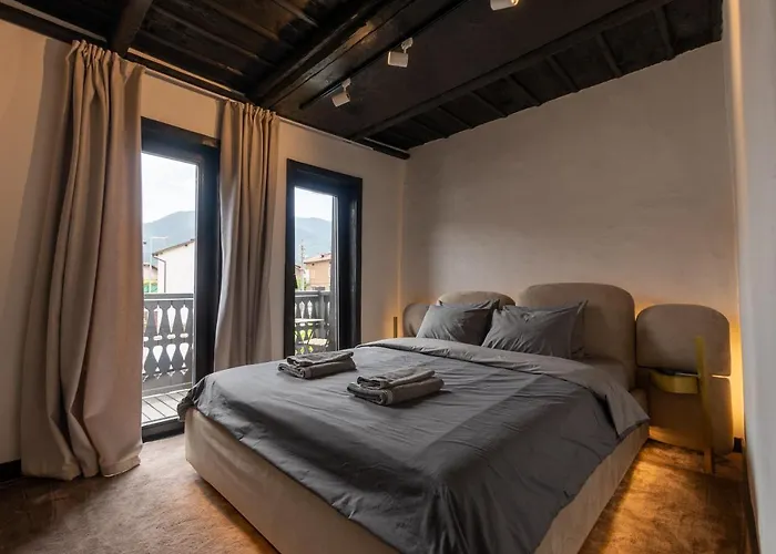 Bashtin Dom - Skabrin House